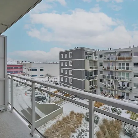 Apartment Rozy Wiatrow With Underground Garage By Renters Wroclaw